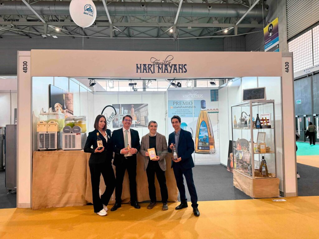 Familia Marí Mayans triunfa en Alimentaria con sus bebidas artesanas elaboradas en Ibiza - imagen 1