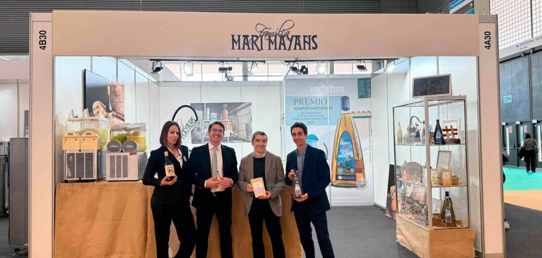 familia mari mayans triunfa en alimentaria con sus bebidas artesanas 01